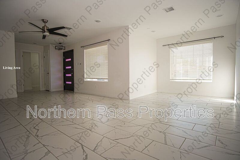 10404 Helican Pl - Photo 3 of 26