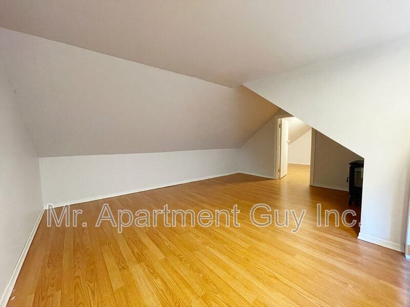 700 Wilson St #2 - Photo 2 of 10