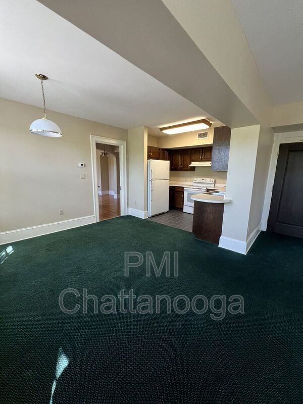 318 Walnut St #203 - Photo 6 of 14