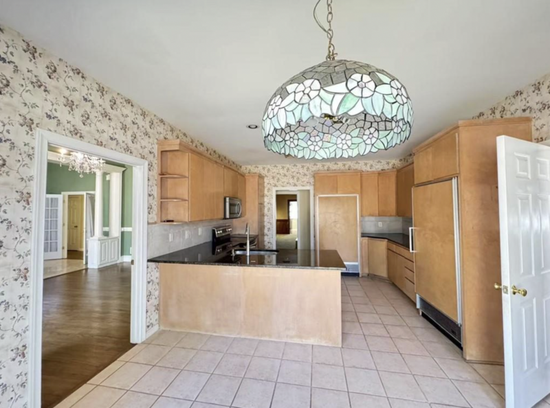3665 Annandale Ln - Photo 5 of 10