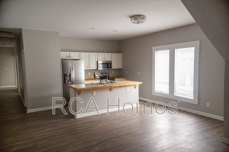 3501 N Illinois St - Photo 2 of 12