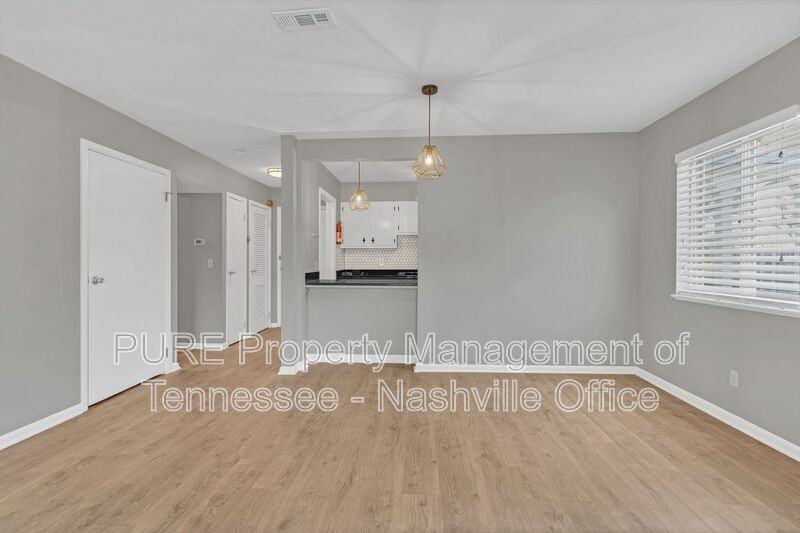 1302 Mercury Blvd #33 - Photo 6 of 18