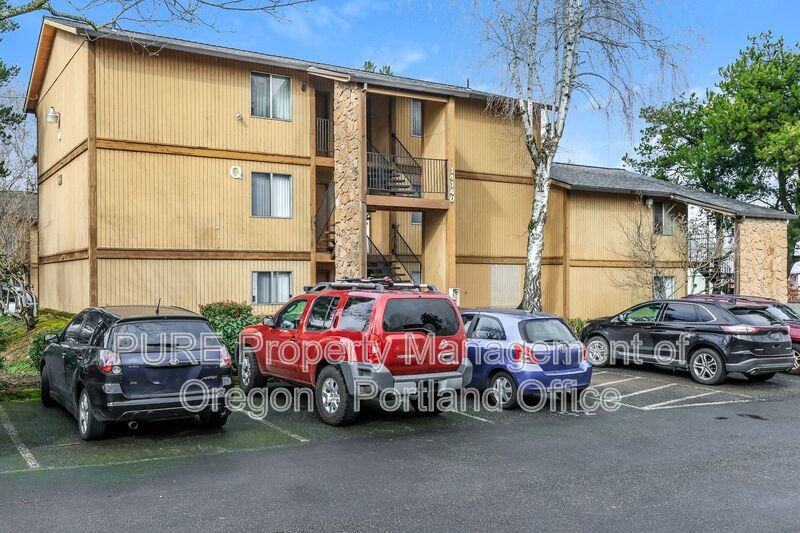 14132 Ne Sandy Blvd #R12 - Photo 7 of 10