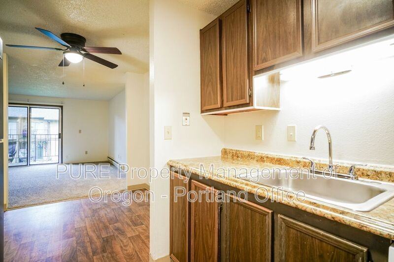 14134 Ne Sandy Blvd #D08 - Photo 3 of 14