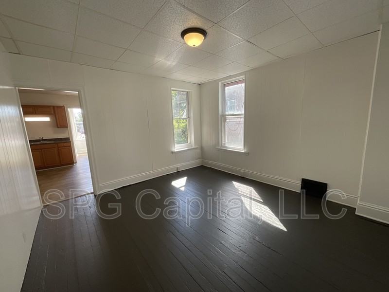 29 S Hartley St - Photo 3 of 9