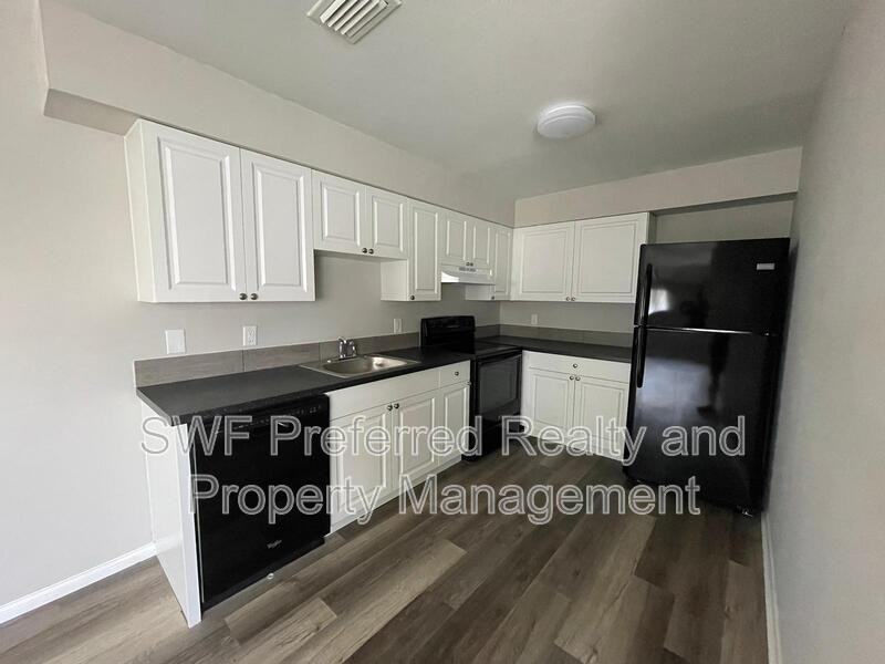 1418 Se 8th Ter #1 - Photo 3 of 13