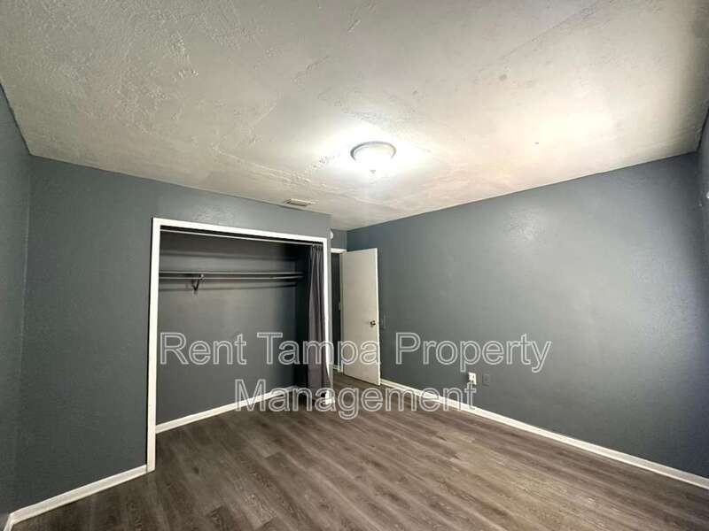 8304 N Mulberry St - Photo 6 of 39