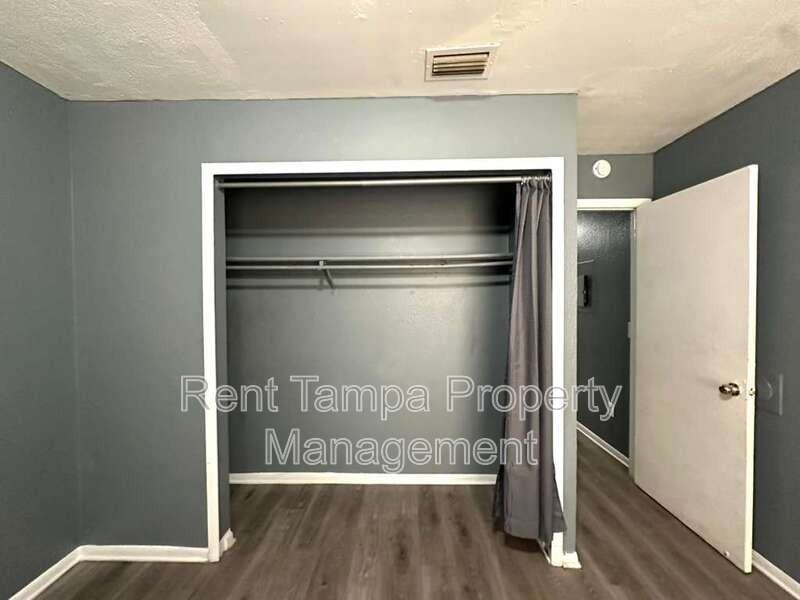 8304 N Mulberry St - Photo 7 of 39
