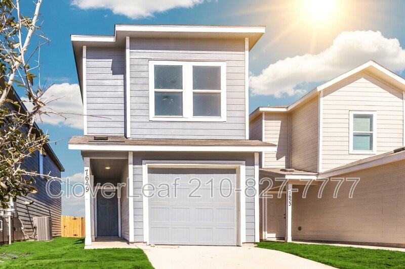 7649 Barcelo Way - Photo 3 of 35