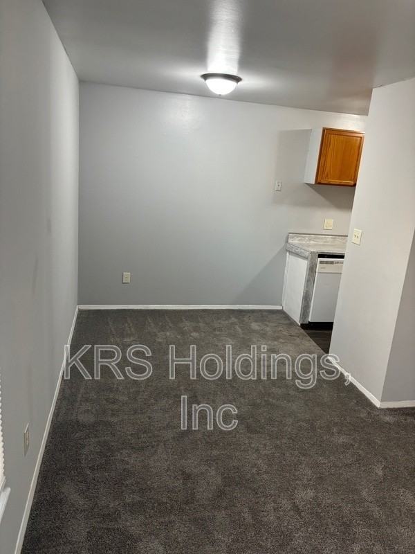 1211 Nelson St #C