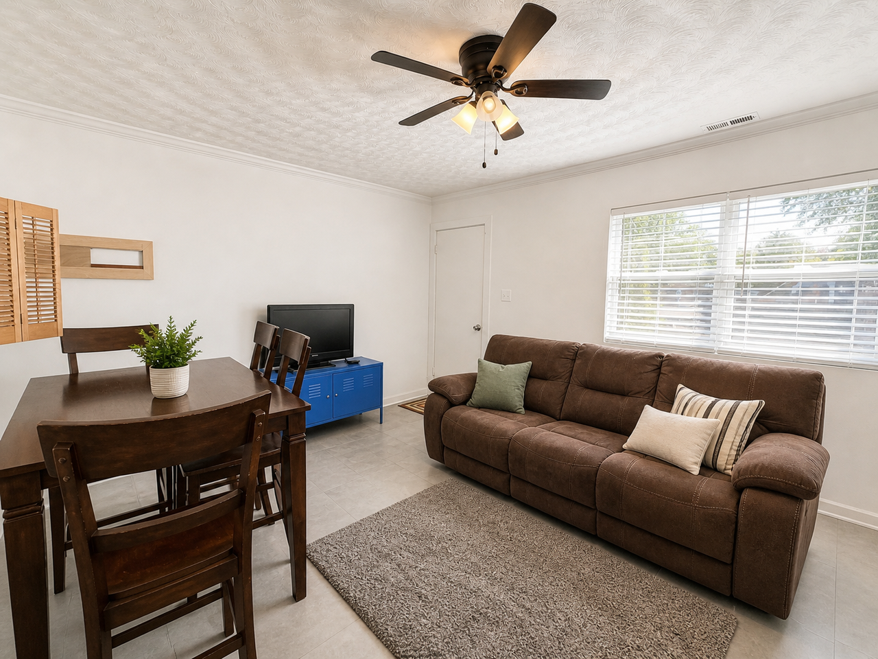 1336 Modoc Avenue - Photo 2 of 8