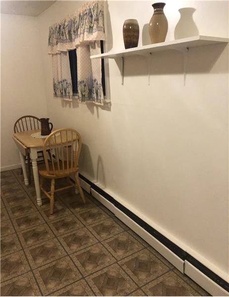 1462 Crittenden Rd - Photo 4 of 17