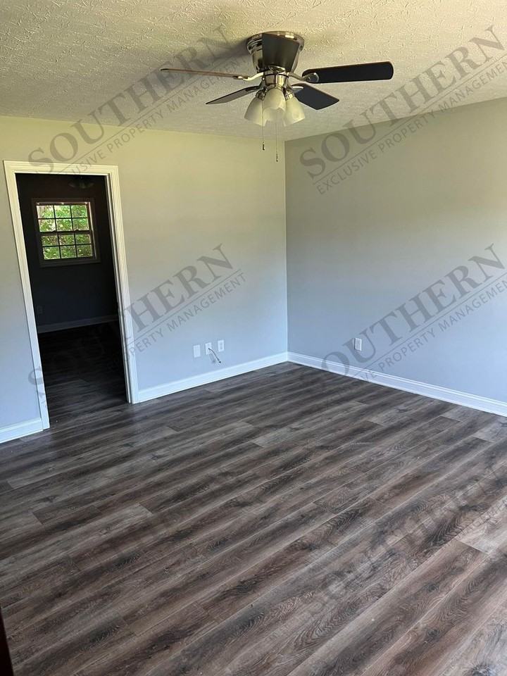 Mt Victor Estates - Photo 2 of 15