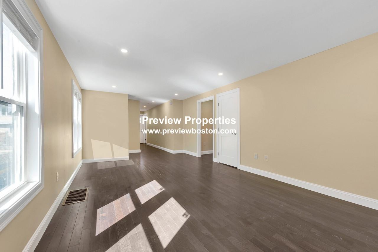 Wright Ave #1P - Photo 5 of 37