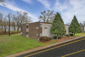 featured image of 685 King St