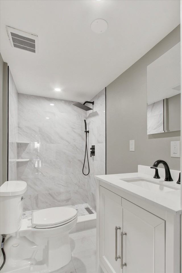 715 Oak Hill Ave #715-3N - Photo 3 of 18