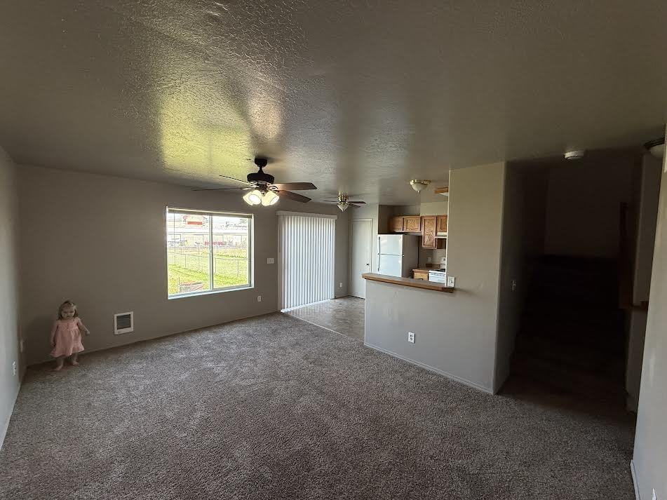 1611 E Coeur D Alene Ave #A - Photo 2 of 9