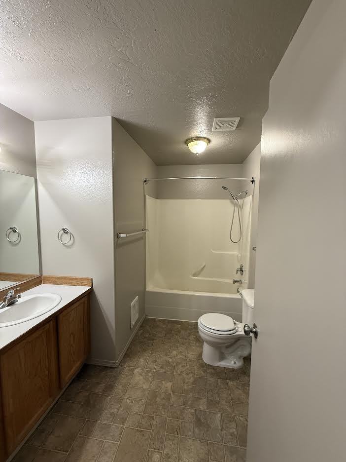 1611 E Coeur D Alene Ave #A - Photo 5 of 9