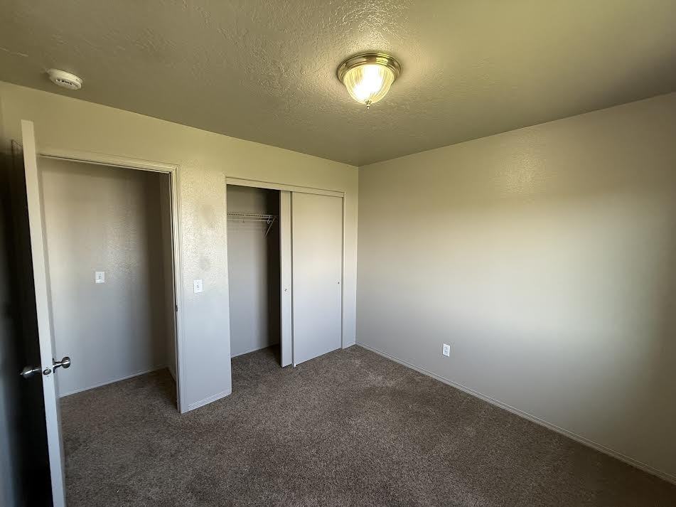 1611 E Coeur D Alene Ave #A - Photo 7 of 9