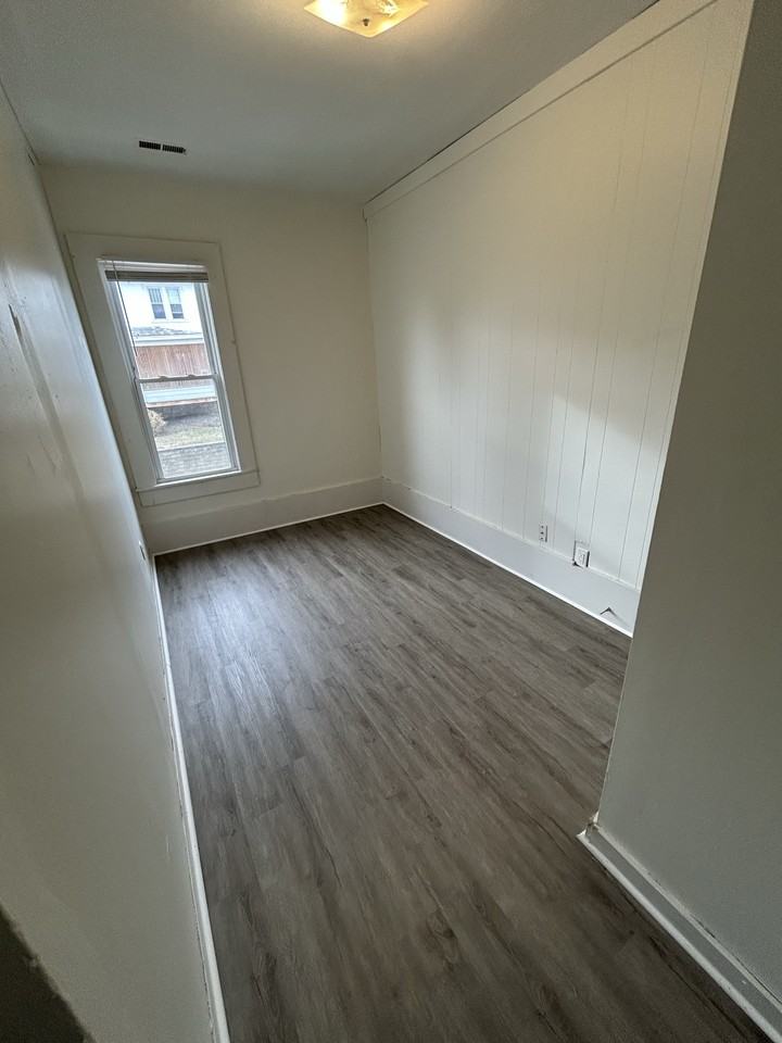 1080 Wilson Ave #1082-1-2 - Photo 7 of 8