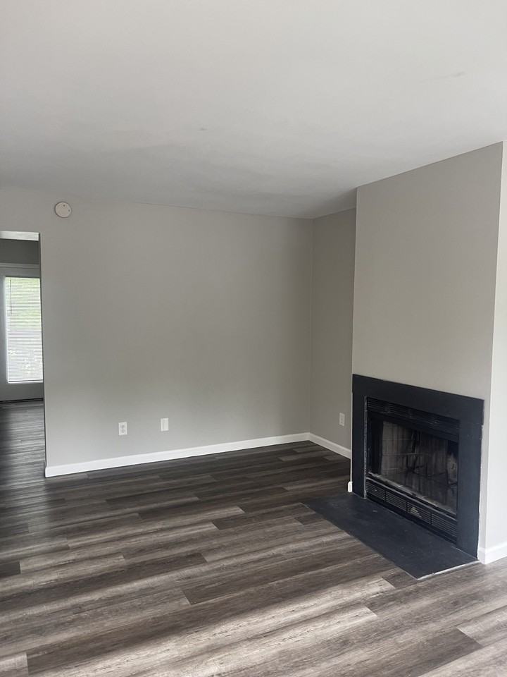 217 Arrowhead Dr #219 - Photo 3 of 15