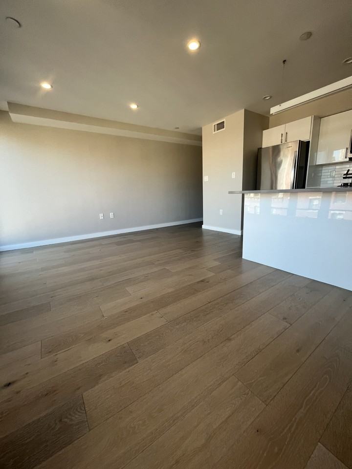 244 Hanover St #510 - Photo 2 of 32