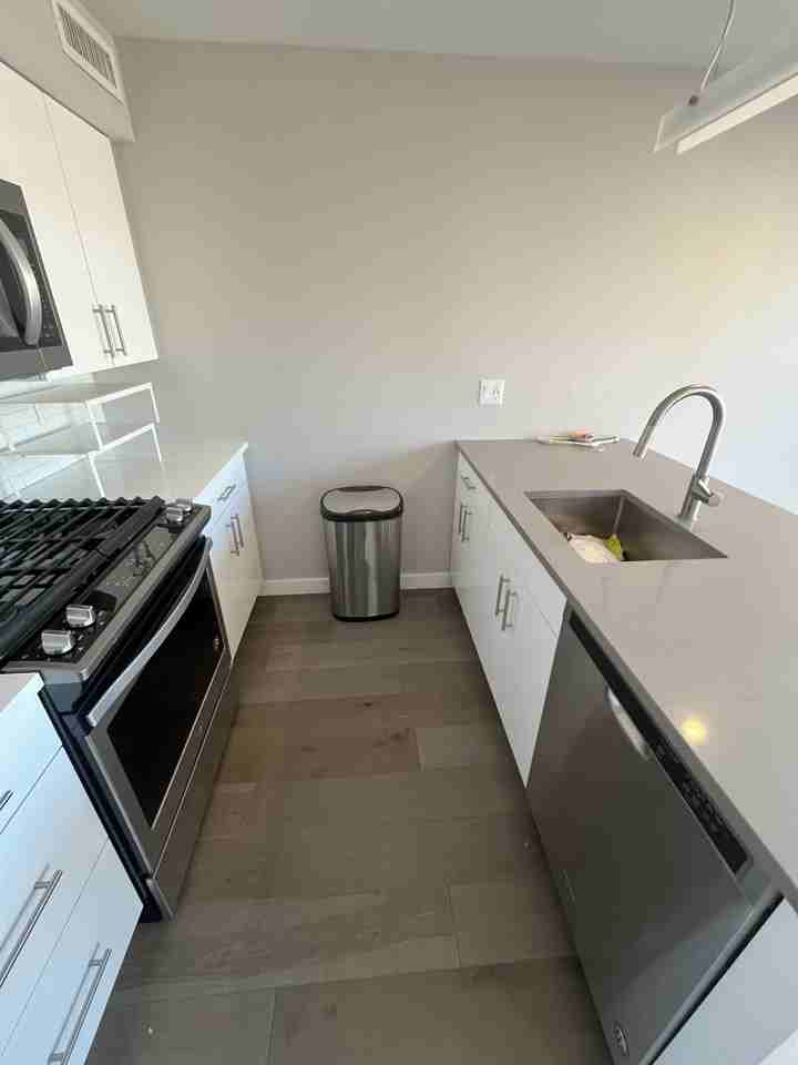 244 Hanover St #510 - Photo 5 of 32