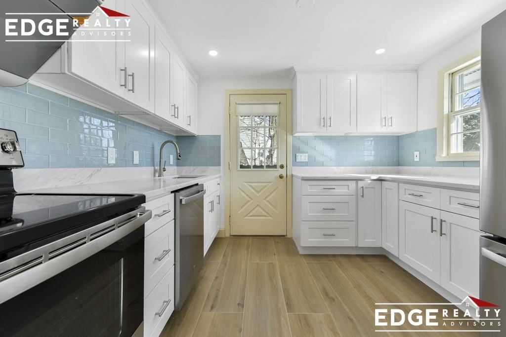 105 Hamilton Rd - Photo 2 of 19