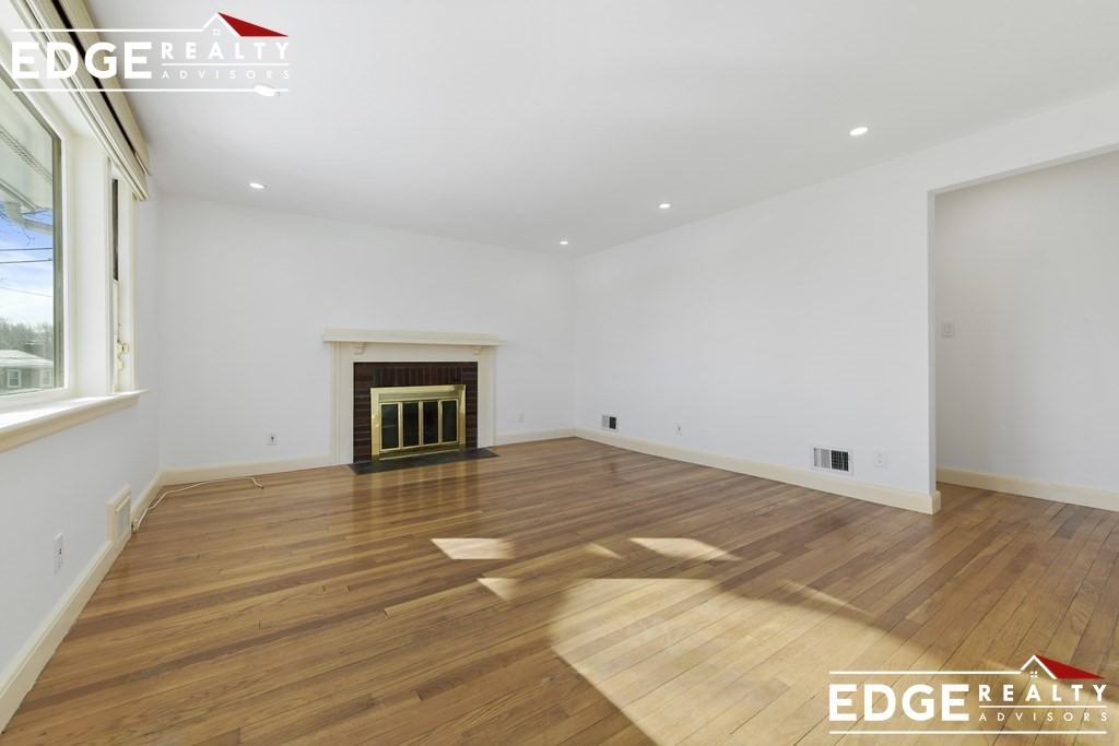 105 Hamilton Rd - Photo 5 of 19