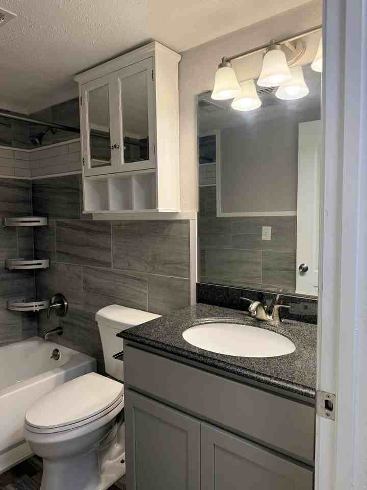 234 North Lorimier Street - Photo 6 of 19