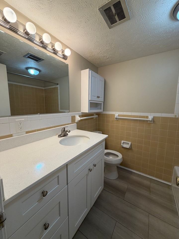 78th Place - Photo 6 of 14