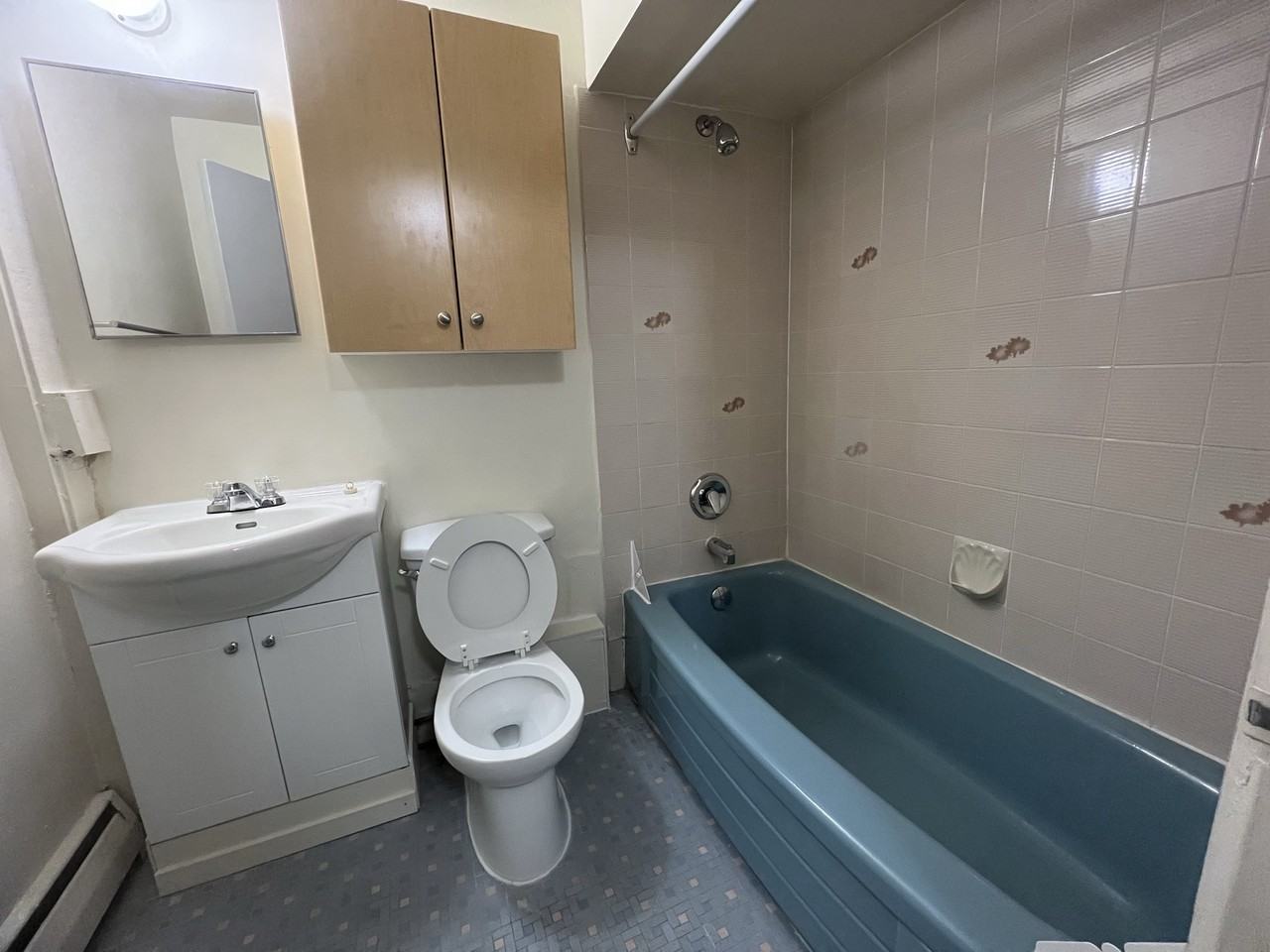 1547 Comox Street #203 - Photo 7 of 8