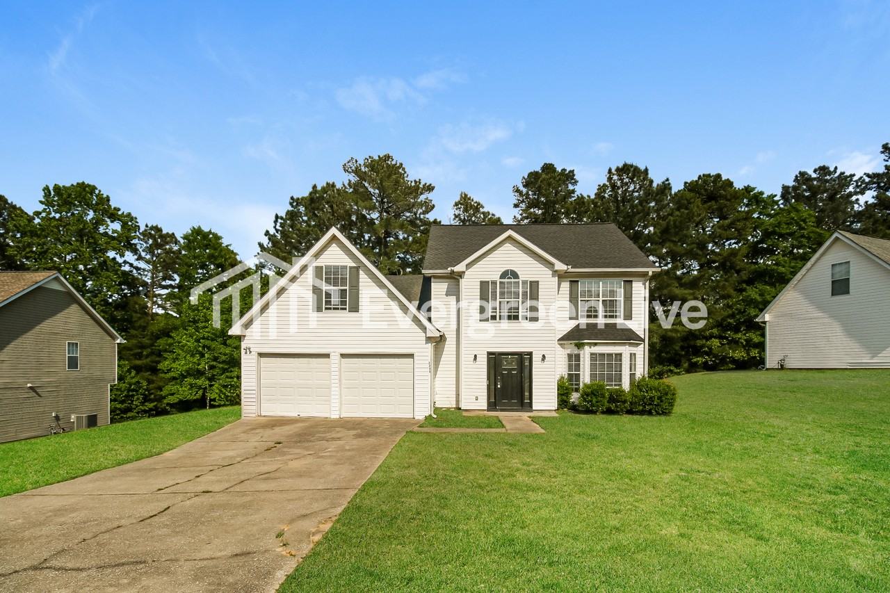 2250 Harmony Lakes Cir