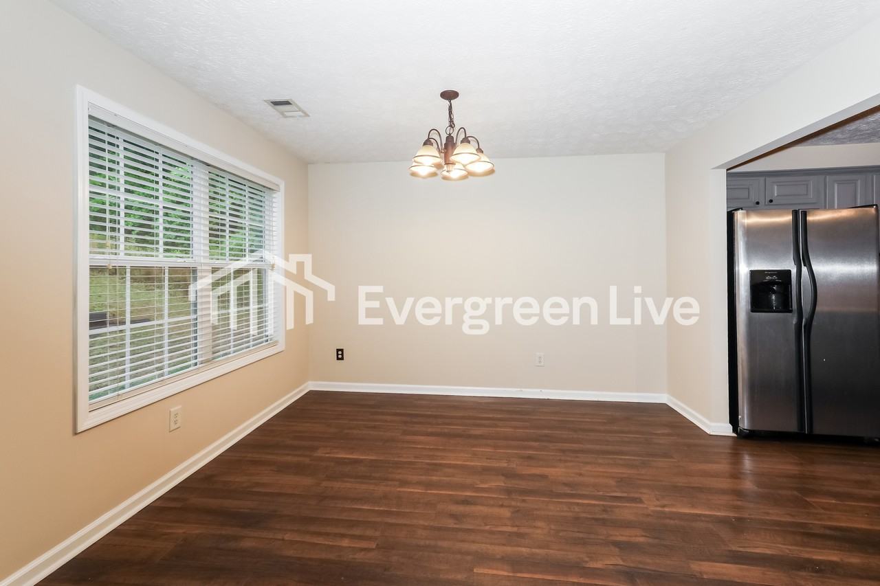 69 Kimbell Farm Dr - Photo 5 of 15