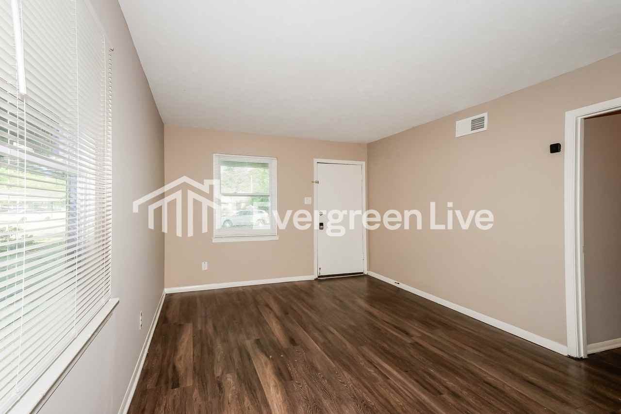 2954 Cherry Rd - Photo 3 of 15
