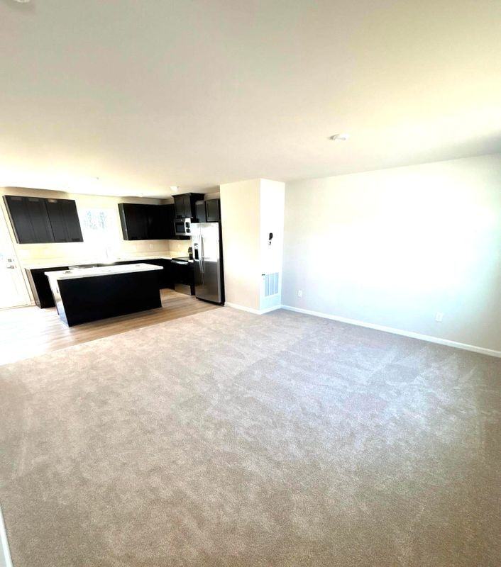 125 Pampas St - Photo 2 of 14
