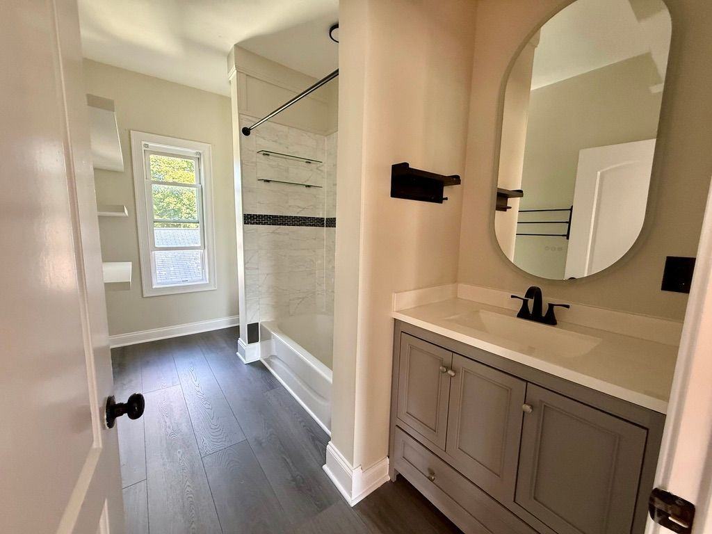 615 N Montello St - Photo 3 of 6