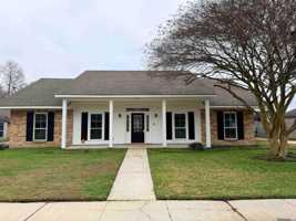 featured image of 15814 Woodwick Ave