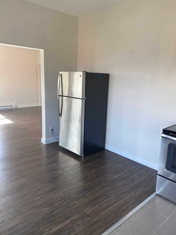 208 Waterman St ##7 - Photo 5 of 15