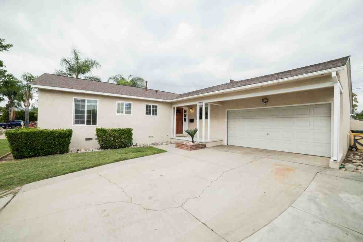 2958 Gramercy St - Photo 3 of 29