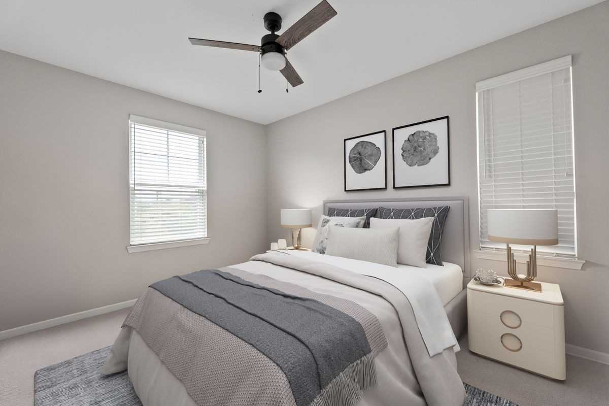 1031 N Sherman Dr ##A - Photo 6 of 11