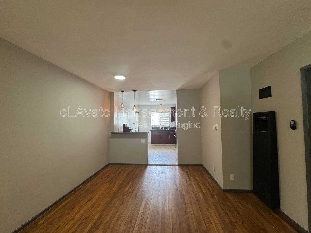 12157 Chandler Blvd #4 - Photo 7 of 10