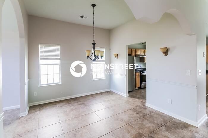2590 S Hills - Photo 5 of 17