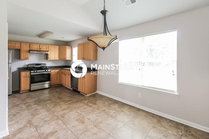 2590 S Hills - Photo 6 of 17