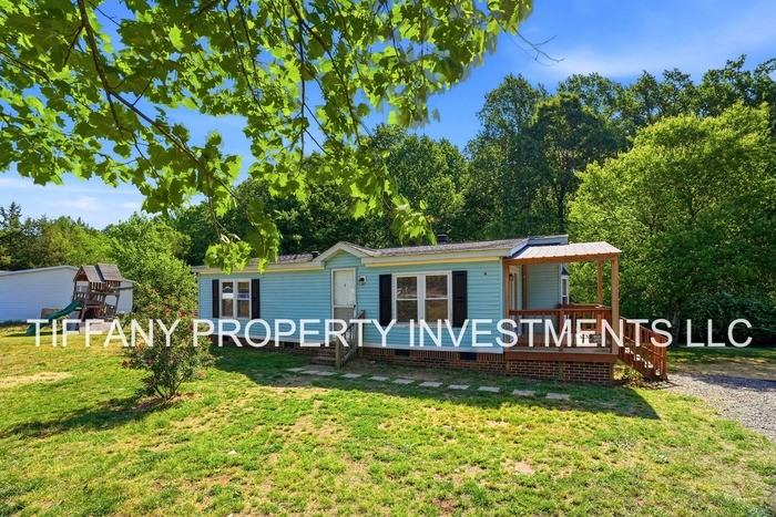 2773 Hudson Poultry Rd - Photo 2 of 19