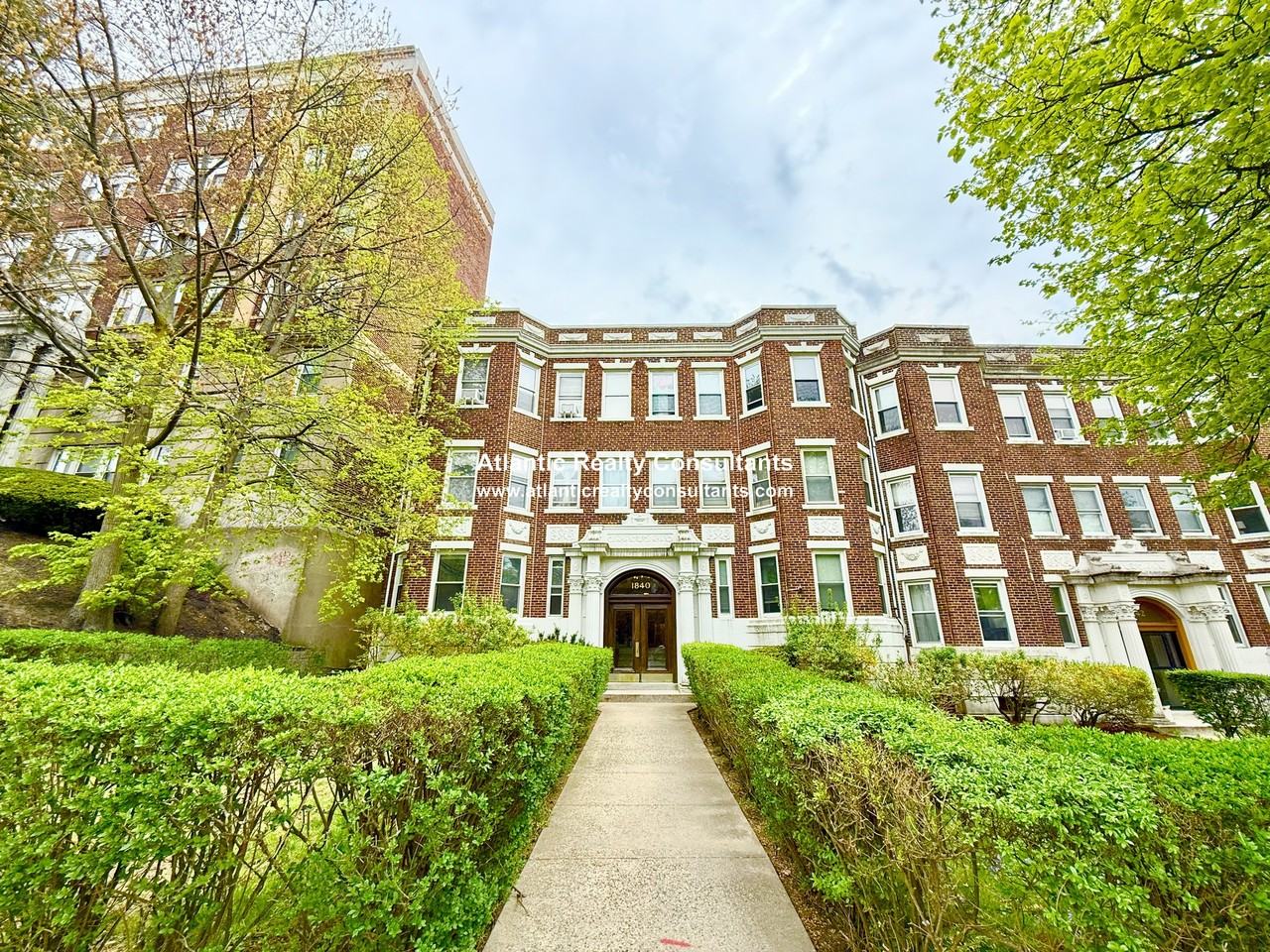 1840 Commonwealth Ave #8