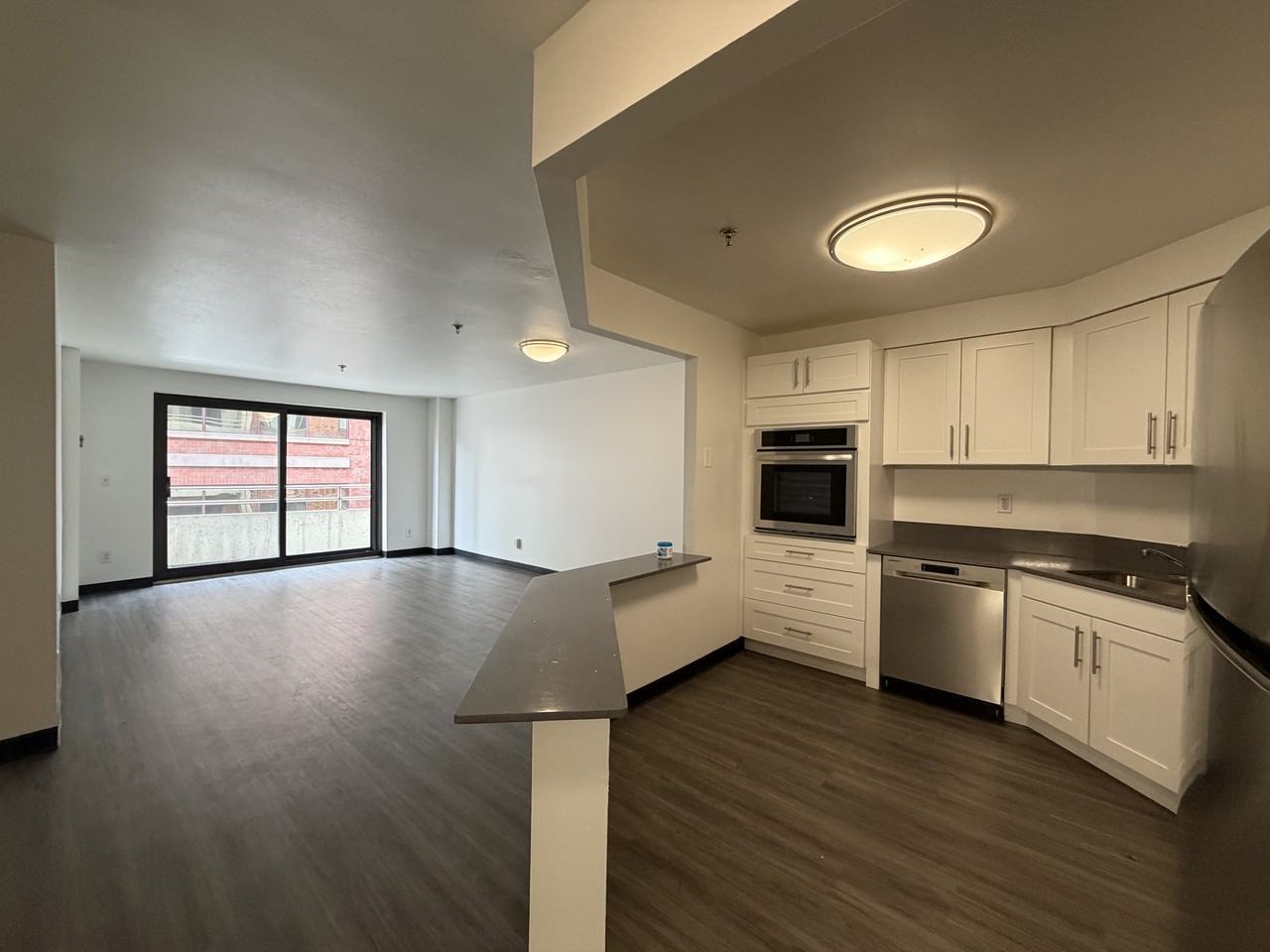 36 Dartmouth St #305 - Photo 2 of 8