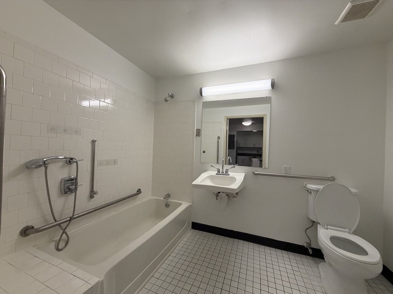 36 Dartmouth St #305 - Photo 5 of 8