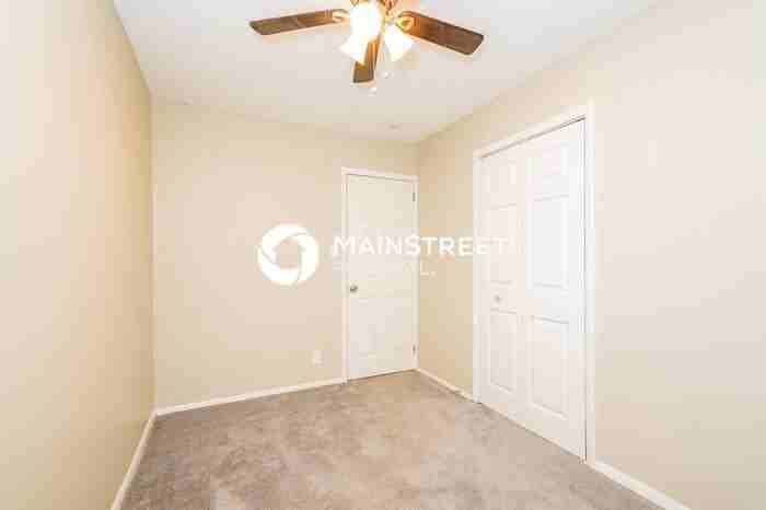 1811 E 75th St - Photo 7 of 15
