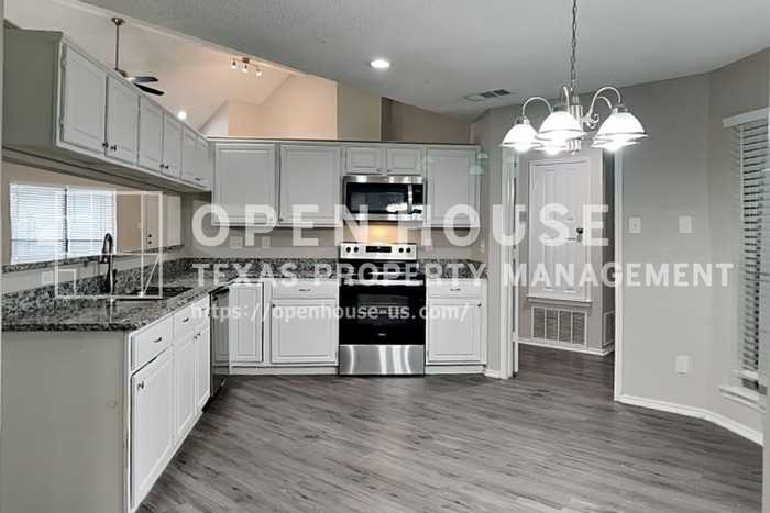 1515 Mission Ridge Trl - Photo 6 of 21